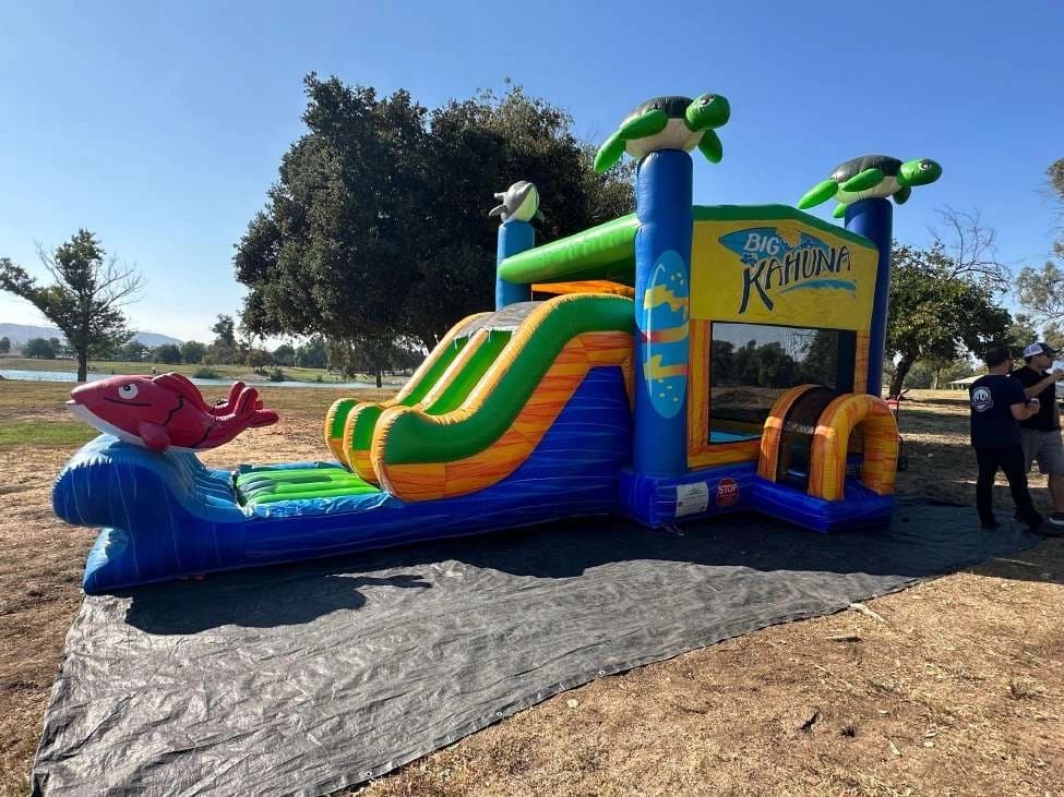 Outdoor front angle of the Big Kahuna Marine Tropical Combo set up for an event.